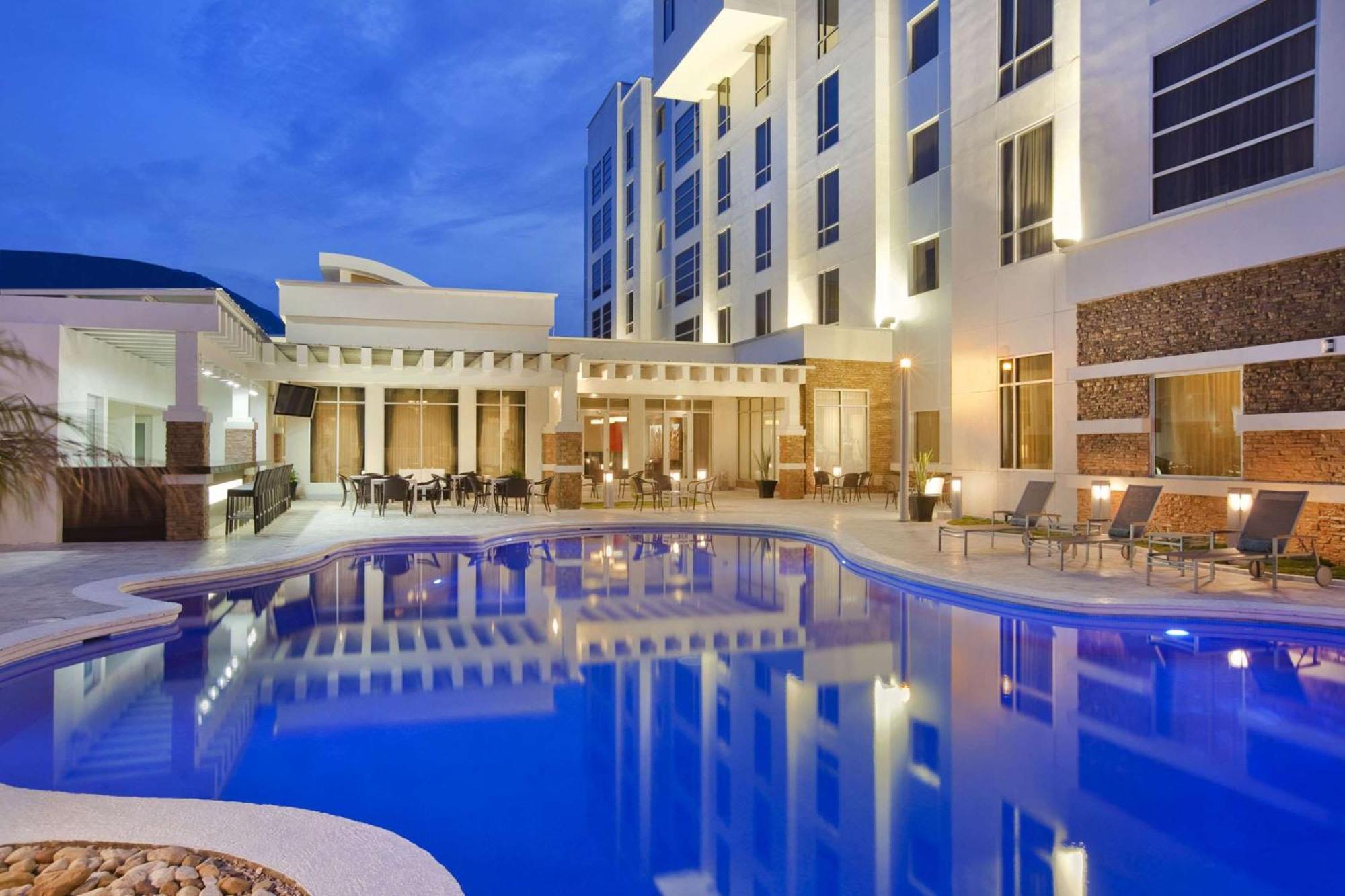 Hilton Garden Inn Tuxtla Gutiérrez Exterior foto